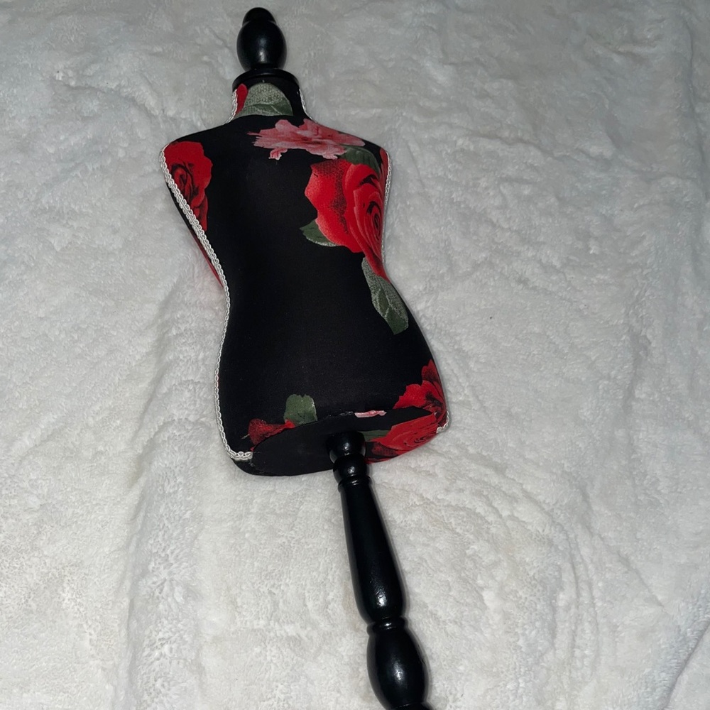 Mannequin Necklace Holder